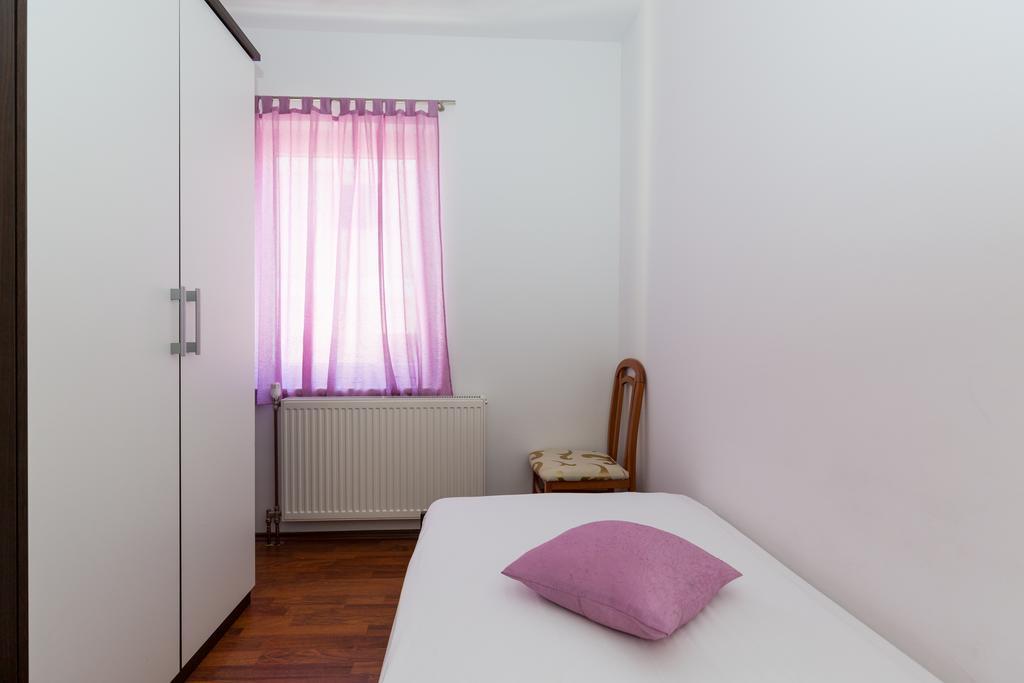 Apartments Duje Ribnica Obrovac Esterno foto